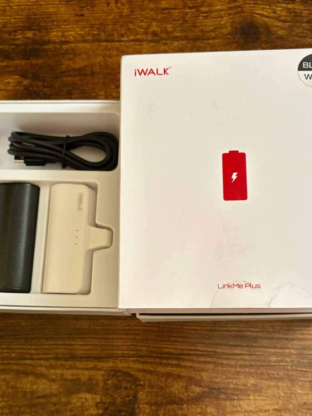 iWALK LinkMe Plus Portable Power Bank - White & black